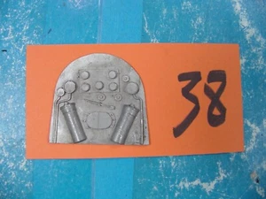#38 O SCALE MAX GRAY OR U.S. HOBBIES STEAM LOCOMOTIVE BACKHEAD DETAIL CASTING - Picture 1 of 2