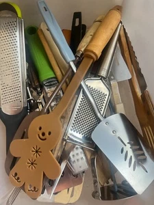 You Choose! Assorted Vintage Household Kitchen Utensils Spatulas, Spoons Gadgets - Picture 1 of 175