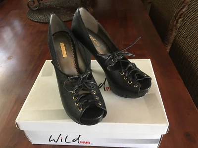 Wild Pair Black Shoes Size 6.5 M - Image 1 of 4
