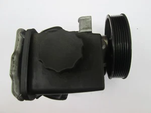 Mercedes-Benz W203 C-Klasse Lenkhelfpumpe im Tausch A0034664001 ww A0034664101 - Picture 1 of 5