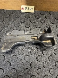 03 Yamaha Grizzly 660 Plastic Piece  - Picture 1 of 4