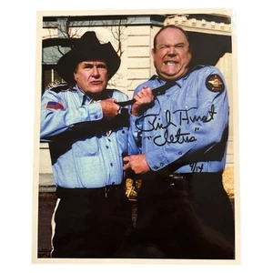 Rick Hurst Signed Autograph 8x10 Cast Photo! “Cletus” Dukes Hazzard TV Star! - Picture 1 of 3