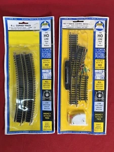AHM HO No. 4 Right Hand Switch Remote Control Track #2501 + 6 Curved Track - NEW - Imagen 1 de 7