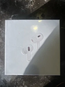 Sealed New Apple AirPods Pro 2nd Generation (USB‑C) with ANC - Photo 1 sur 3