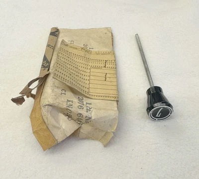 Botão de interruptor de farol NOS MoPar 1960 Plymouth Valiant V100 V200 60 2dr 4dr - Imagem 1 de 4