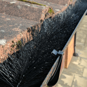 HIGHEST QUALITY GUTTER BRUSH GUARD 100mm X 4 METERS SPECIAL WINTER OFFERS!!! 