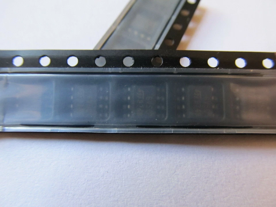 STM ITA6V5C1 TVS Diode Bidirectional 5 Channel 6.5V SOIC-8 - Image 1 of 1