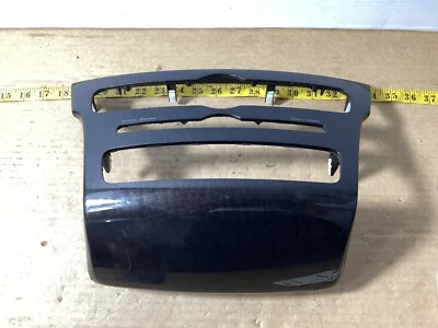 2014-2016 Kia Cadenza Center Panel 84730-3RHP0BG2 OEM . - Image 1 of 4