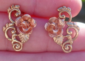 Vintage 10k Black Hills Gold Rose & Leaf Designed Stud Earrings w/ 14k Back - Picture 1 of 12