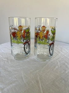 McDonald's The Great Muppet Caper Muppets Collector Glasses Kermit Frog Bicycle - Picture 1 of 7