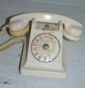 Ancien Téléphone Blanc Crème Bakelite Vintage 70 - Zdjęcie 1 z 9