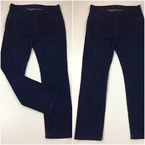 HERING Tradicional Men's sz 44/34 Medium/Dark Wash Logo Hardware 5 Pocket Jeans - Picture 1 of 12