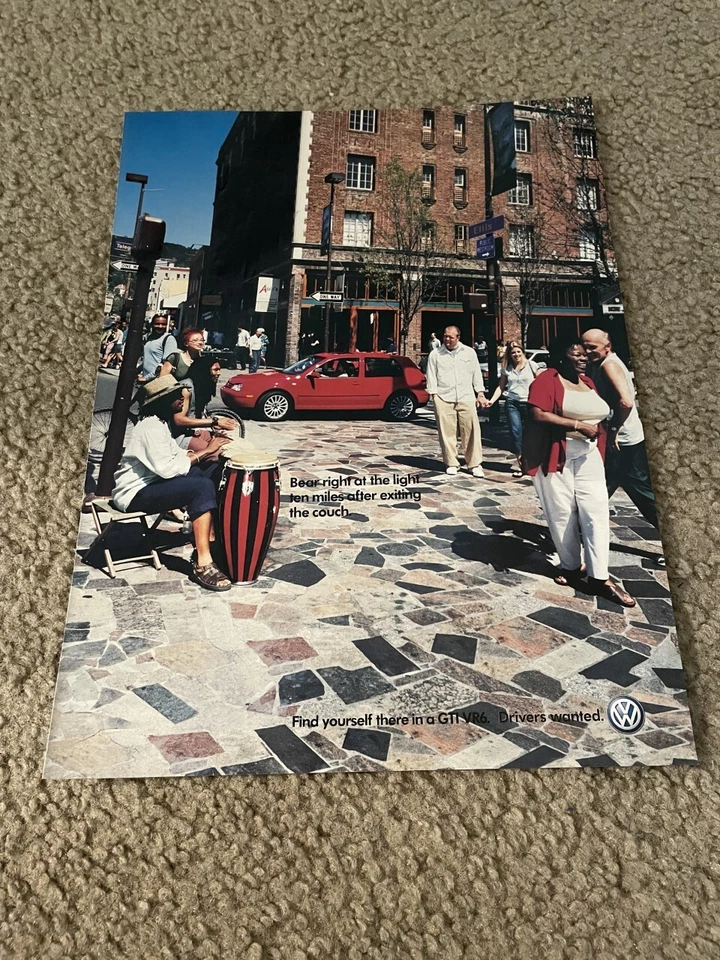 Винтажная красная печатная реклама 2004 VOLKSWAGEN GTI VR6 «ВОДИТЕЛИ ХОТЕЛИ» - Изображение 1 из 1