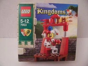 LEGO - "THE JESTER" Minifig - (#7953) - NISB - Picture 1 of 1