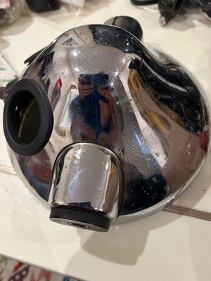 KAWASAKI KZ1000 LTD KZ1100 Z1100 KZ750 KZ650 CHROME HEADLAMP BOWL/ BUCKET . - Image 1 of 4