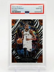 PSA 10 GEM MINT - KEVIN DURANT - SSP ZEBRA PRIZM #137 - 2022 PANINI SELECT SUNS - Foto 1 di 2