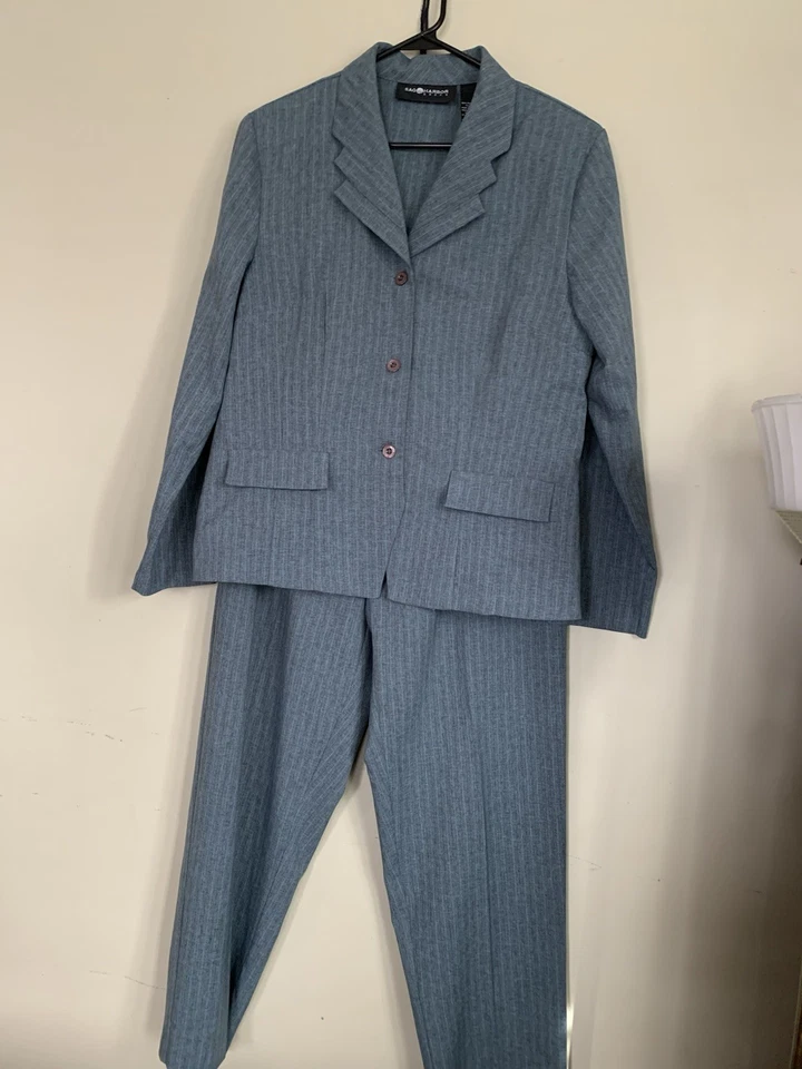 Traje Pantalón Sag Harbor Talla 16 Sin Forro Ligero Azul y Gris Rayas Carrera Foto 1 de 4