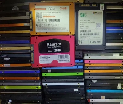 Lot 50Pcs 2.5in SSD Solid State Drive 120/128GB(Random) Laptop Desktop PC - Image 1 of 4