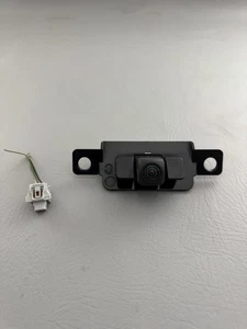 2018-2020 TOYOTA CAMRY REAR VIEW TRUNK LID BACKUP PARKING ASSIST CAMERA USED OEM - Picture 1 of 10