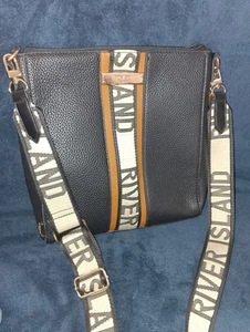 River island Cross body Bag In black  - Picture 1 of 6