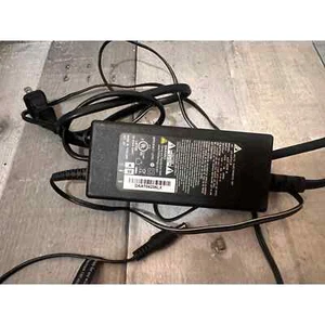 AC Adaptor Power Supply Delta Electronics Model : ADP-36TR - Picture 1 of 3