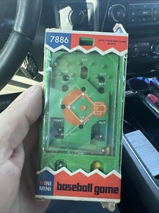 Vtg EPOCH Mini Baseball BB Game 7886 Handheld Palm In Box HONG KONG - Picture 1 of 2