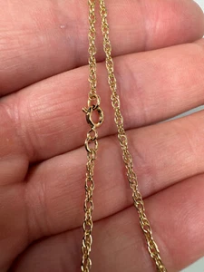 Cadena de cuello de cuerda maciza Príncipe de Gales de 2 mm de oro amarillo de 9 quilates de 30"/75 cm (G14R) - Imagen 1 de 5