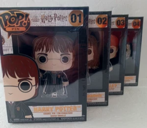 Funko Pop! Pin Harry Potter 01 02 03 04 Mundo Mágico 4" Esmalte Pin Nuevo Lote - Imagen 1 de 5
