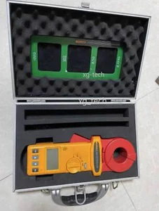Fluke 1630 Earth Ground Clamp-- - Picture 1 of 3