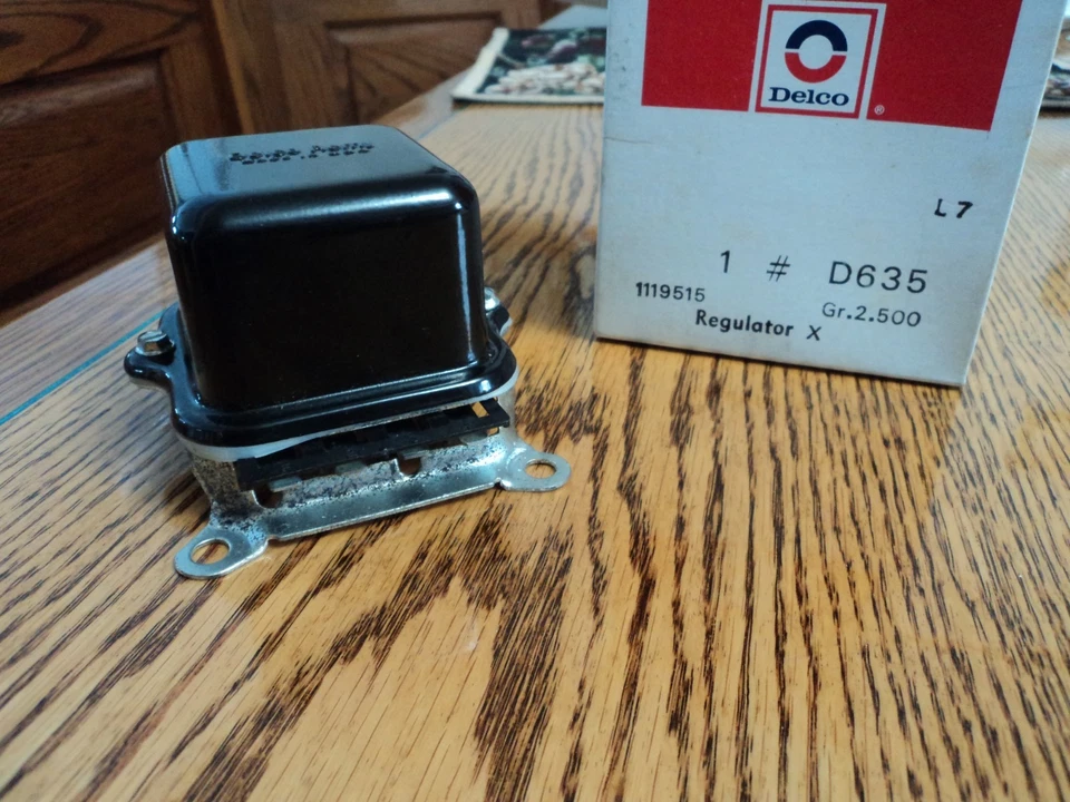 NUEVO NOS Delco Remy Camaro Regulador de Voltaje Chevelle 1119519 Corvette Foto 1 de 4