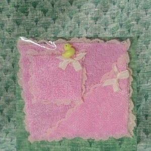 Dollhouse Hooded Towel - Baby's Bath MAX2-P Rubber Duckie pink By Barb Miniature - Picture 1 of 4