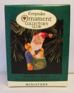 Mini adorno de Navidad Hallmark Keepsake Club Rudolph's Helper 1996 nuevo en caja - Imagen 1 de 3