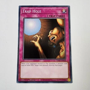 Trap Hole - SDBT-EN028 - NM - 1st Ed - Common - Yugioh - Picture 1 of 3