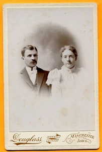 Manchester, IA, Portrait of a Couple, by Douglass, circa 1890s - Picture 1 of 2