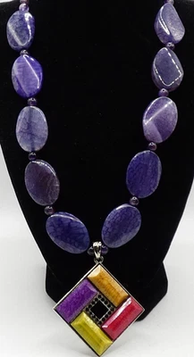 Collar colgante cuadrado multicolor con cuentas de ágata teñido púrpura declaración 20" aturde Foto 1 de 4