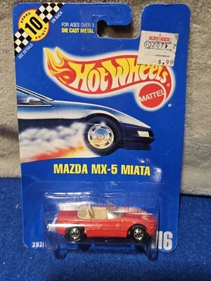 Tarjeta azul Hot Wheels Mazda MX-5 MIATA - 1990 International Red #116 Foto 1 de 4