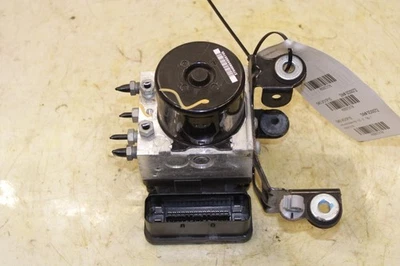 Volvo S60 T5 Premier 2015-2016 2,0 L tracción delantera ABS módulo de control de bomba de freno antibloqueo Foto 1 de 4