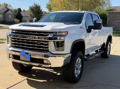 2020 Chevrolet Silverado 2500 K2500 HEAVY DUTY LTZ Diesel Crew Cab one owner - Image 1 of 4