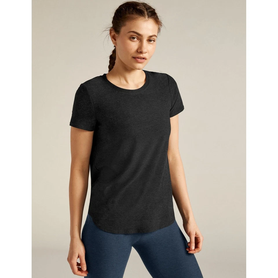 Beyond Yoga Featherweight On The Down Low Tee Black Short Sleeve Curved Hem S - Image 1 of 4
