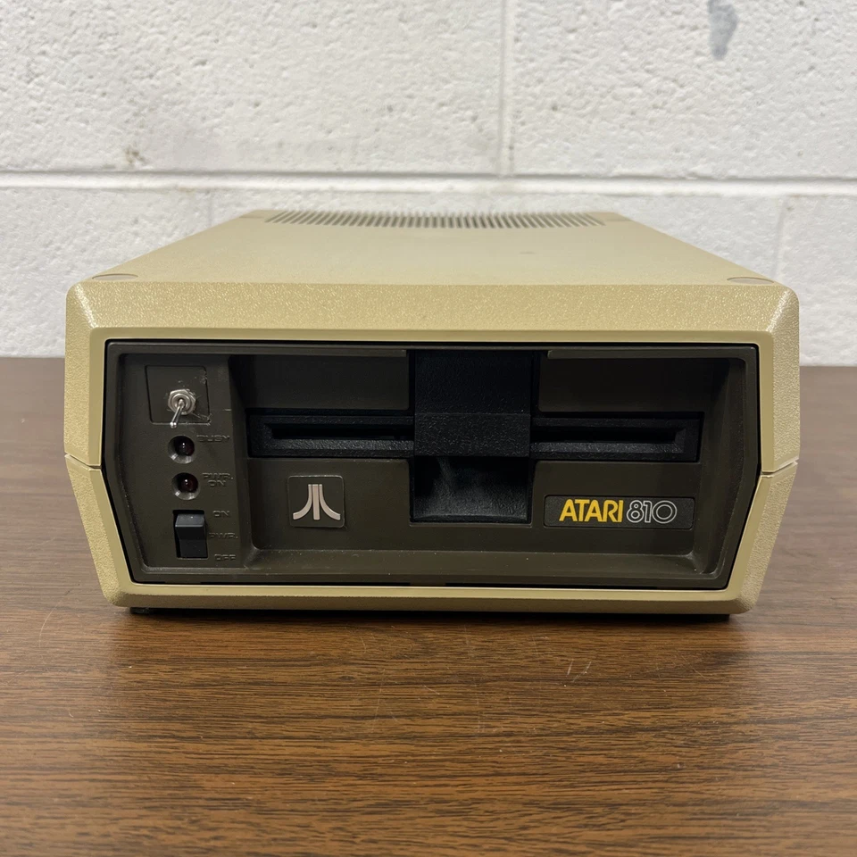 Atari 810 Floppy Disk Drive Atari Computer As-Is No PSU - Image 1 of 4
