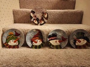 DESSERT PLATES SEASONAL SNOWMAN LOT OF 4 IOB NOT SURE THESE WERE EVER USED - Picture 1 of 6