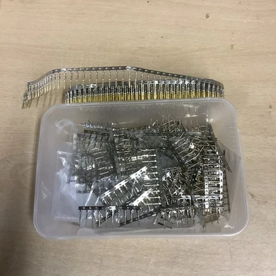 1000 x RS PRO Male & Female solder Crimps D-sub Connector 32-22 AWG Smaller Type - Image 1 of 4