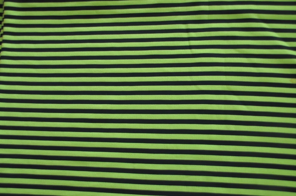 Tela tejida doble de moda vintage a rayas verdes y negras 4 yardas 60" de ancho Foto 1 de 1