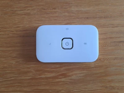 Vodafone R218h Huawei Mobile Wi-Fi 4G 150Mbps Hotspot Wireless Router Modem - Immagine 1 di 4