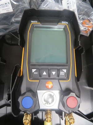 Kit colector digital inteligente Testo 550s con 2 abrazaderas de tubo inalámbricas Testo 115i... Foto 1 de 4