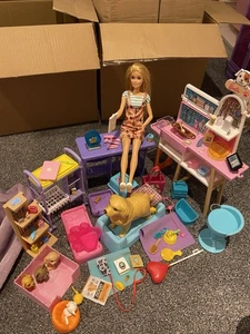 Barbie Doll and Pet Boutique Playset with Pets and Accessories (GRG90) - Picture 1 of 19