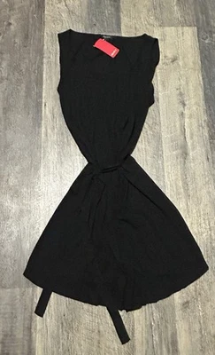 Nuevo con etiquetas Vestido midi Forever 21 imitación corbata negro talla mediana LBD Foto 1 de 4