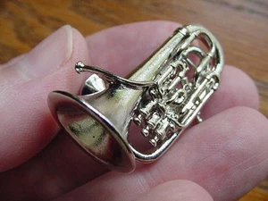 (M-203-B) EUPHONIUM Besson Tac Pin SCHMUCK BROSCHE 3D Silber Instrument Musik - Bild 1 von 5