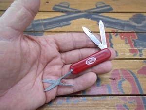 Victorinox Bijou SD Red Swiss Army Knife 58mm Super Valu - Picture 1 of 5