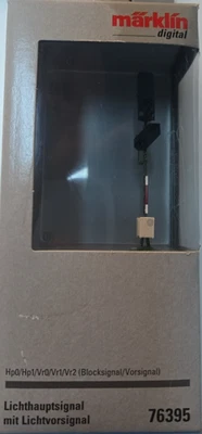 Märklin 76395 Lichthauptsignal mit Vorsignal in OVP UNBENUTZT - Bild 1 von 2